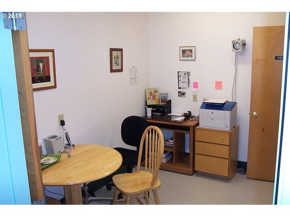 408 Alder St, Brookings, OR 97415